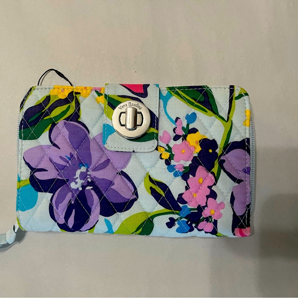 Vera Bradley RFID turnlock wallet in recycled cotton